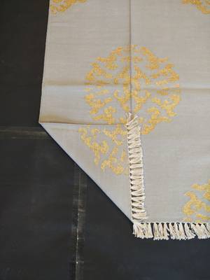 Handmade Cotton Zari Kilim Rug Beautiful Gold Flower Designer Home Decorative Area Rug 4