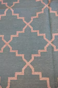 Natural Hand woven Green Cotton Made Modern Area Rug Home Decorative Rug Carpet
