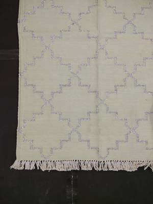 attractive Designer 95% Cotton 5% Silver Zari Work Beautiful Kilim Rug For Gift 2