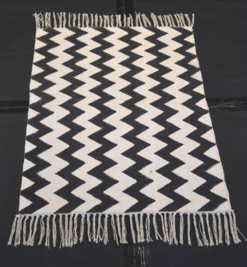 Hand-made Black State zig zag Persian Block Print Fabric Kilim Rug Mat,Living Room Mat, Dinning Room Mat 1