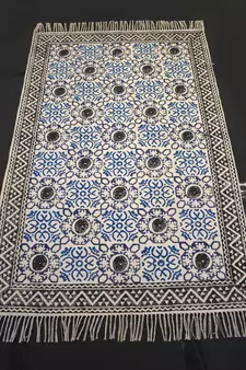 Traditional Floral Rectangle Shape Designer Rug Kilim Beautiful Mat