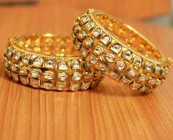 White Bangles-And-Bracelets 1