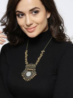 Gold pendants 1