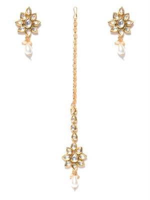 Gold maang tikka 1