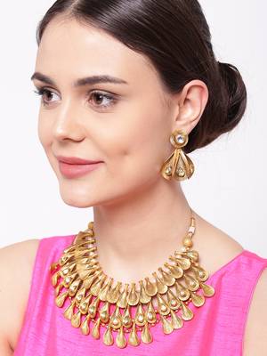 Gold chokers 2