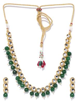 Green collar necklace 1