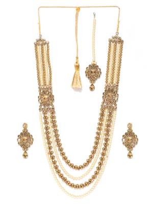 White necklace sets 1