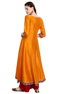 Janasya Mustard printed silk kurti 4