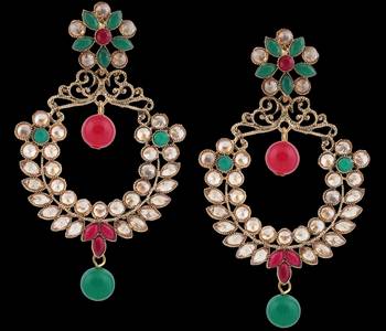 Green Pearl Earrings 2