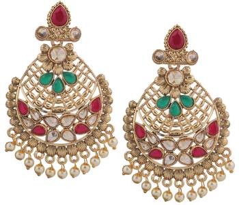 Green Pearl Earrings 1