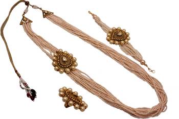 Gold Pearl Necklaces 2