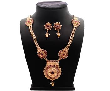 Pink Pearl Necklaces 2