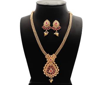 Pink Pearl Necklaces 2