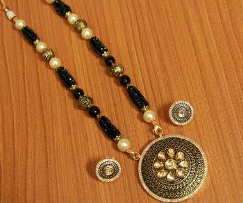 Black onyx pendants 1