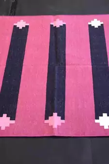 Hand-Woven Rectangle Shape Pink Color 100% Cotton Attractive Traditional Kilim Rug