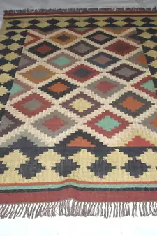 Rectangle Handmade WooL Jute Kilim Rug Multi Coloured Size 5X8 Feet