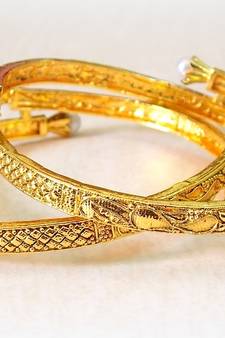 Traditional and elegant gold plated PEARL bangles