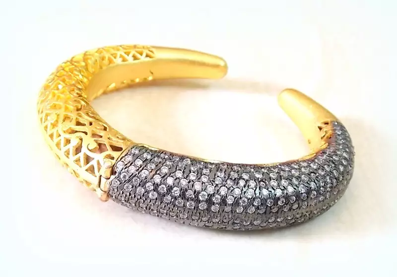 MATT FINISH TWO TONE BRACELET