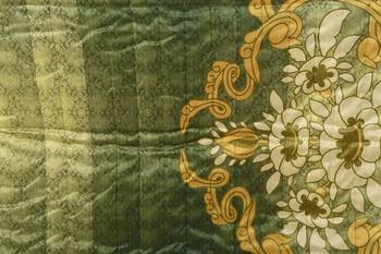 5 Piece Golden White Flower Motif King Size Quilted Silk Bedspread 3