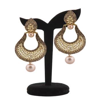Brown Pearl Earrings 3