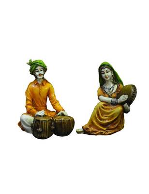 Karigaari India Traditions of Rajasthani : Man Playing Tabla & Lady with Dafli 1