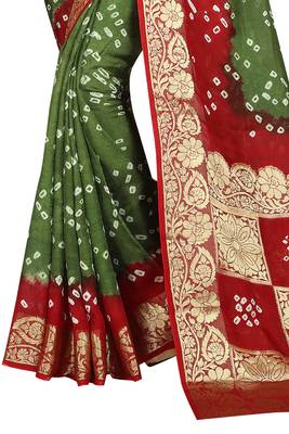 Mehendi printed art silk saree with blouse 4
