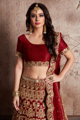 Women'S Red Velvet Resham Lehenga Choli Set 3