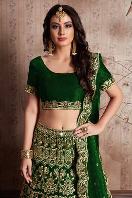 Green Zari And Sequins Embroidered Semi Velvet Designer Wedding Lehenga  3