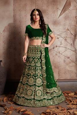 Green Zari And Sequins Embroidered Semi Velvet Designer Wedding Lehenga  4