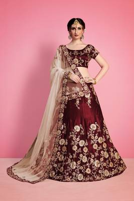 Maroon zari, dori and Sequins Embroidered Velvet Semi Stitched bridal lehenga 2