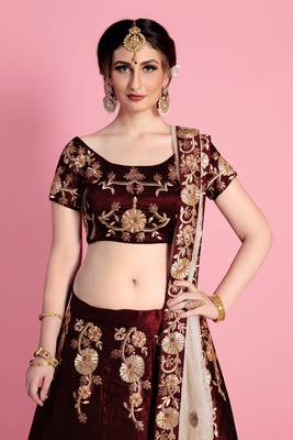 Maroon zari, dori and Sequins Embroidered Velvet Semi Stitched bridal lehenga 3