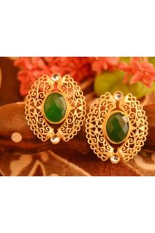 Designer Onyx Stone Gold Plated Golden Kundan Stones Stud Earrings