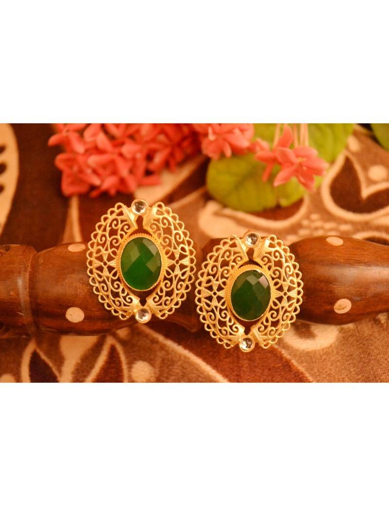 Designer Onyx Stone Gold Plated Golden Kundan Stones Stud Earrings
