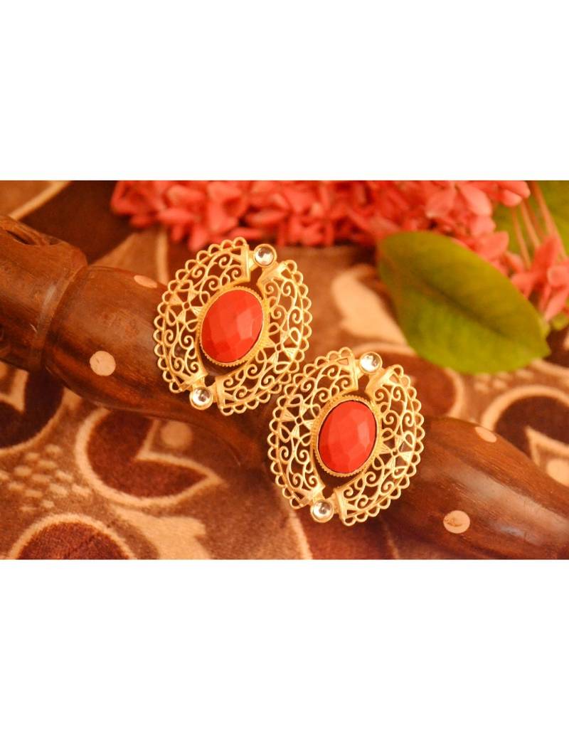 Designer Onyx Stone Gold Plated Golden Kundan Stones Stud Earrings