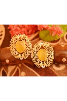 Designer Onyx Stone Gold Plated Golden Kundan Stones Stud Earrings