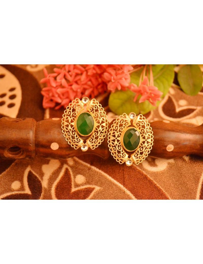 Designer Onyx Stone Gold Plated Golden Kundan Stones Stud Earrings