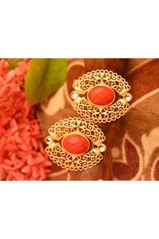 Designer Onyx Stone Gold Plated Golden Kundan Stones Stud Earrings