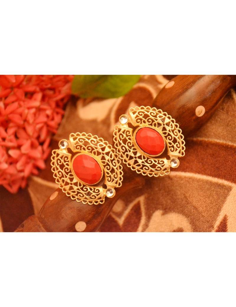 Designer Onyx Stone Gold Plated Golden Kundan Stones Stud Earrings