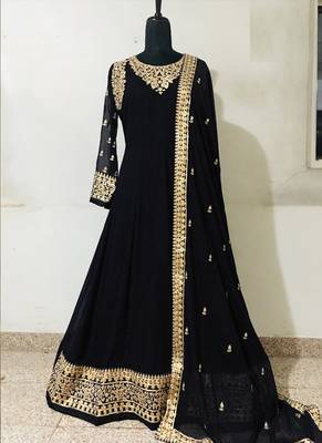 Black embroidered faux georgette salwar 3