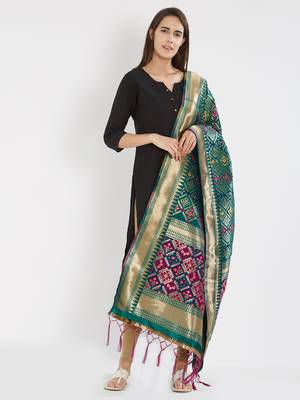 Green woven Banarasi Silk Dupatta for Women 2