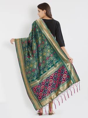 Green woven Banarasi Silk Dupatta for Women 4