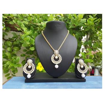 Beautiful Polki Pearl Design Pendant Set 3