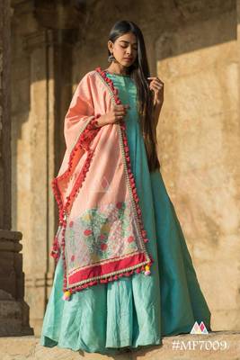 Peach Floral Embroidered Linen Festive Dupatta 1