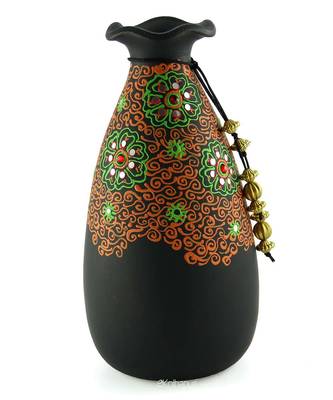 Handmade 3D Color Work Black Vase Terracotta Idols And Figurines/Home Decor/ Showpieces/Pots 1