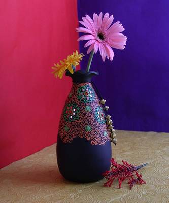 Handmade 3D Color Work Black Vase Terracotta Idols And Figurines/Home Decor/ Showpieces/Pots 3