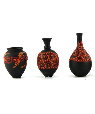 Handmade Pots With Handpainted 3D Work Mini Three Home Decor/ Flower Pot Teracotta Pot 1