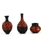 Handmade 3D Work Mini Three Show Piece Terracotta Pot Set Idols And Figurines/Home Decor/ Showpieces