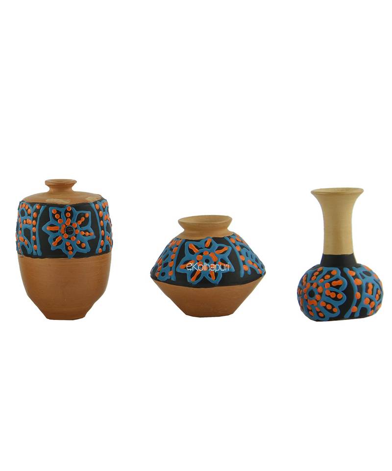 Handmade 3D Work Mini Three Show Piece Terracotta Pot Set Idols And Figurines/Home Decor/ Showpieces