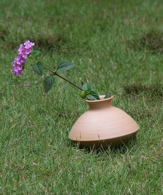 Natural Colored Made Of Teracotta Clay Handicrafts Showpiece Terracotta Vase 2