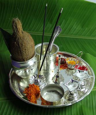 Pooja Thali/Aarti Set(10 Items 1Pooja Thali,1Ghanti/Bells,1Agardaan,2Diyas,1Haldi Kumkum Set,1Panchamrut Set,2Katoris) 5